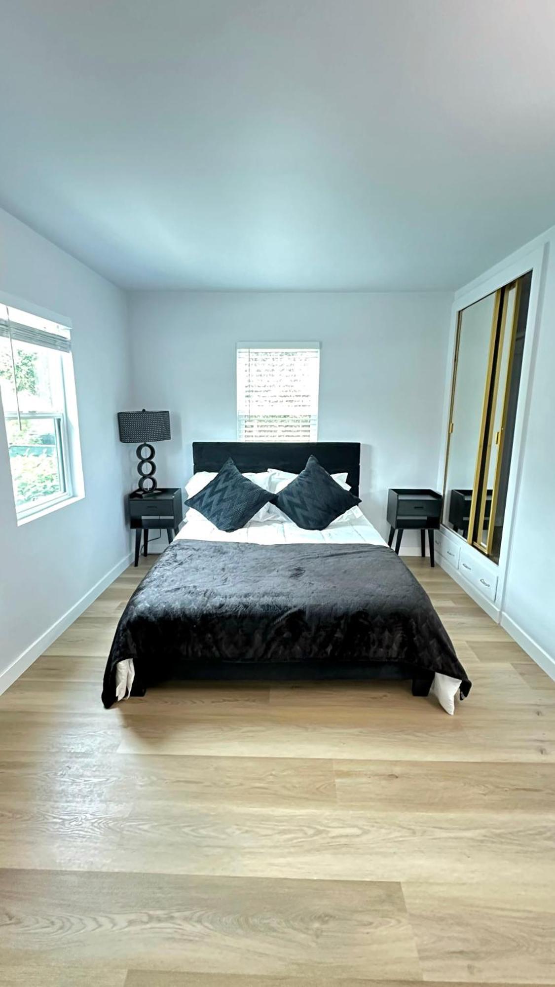 Modern 2Br Stylish & Cozy Unit Bed and Breakfast Λος Άντζελες Εξωτερικό φωτογραφία