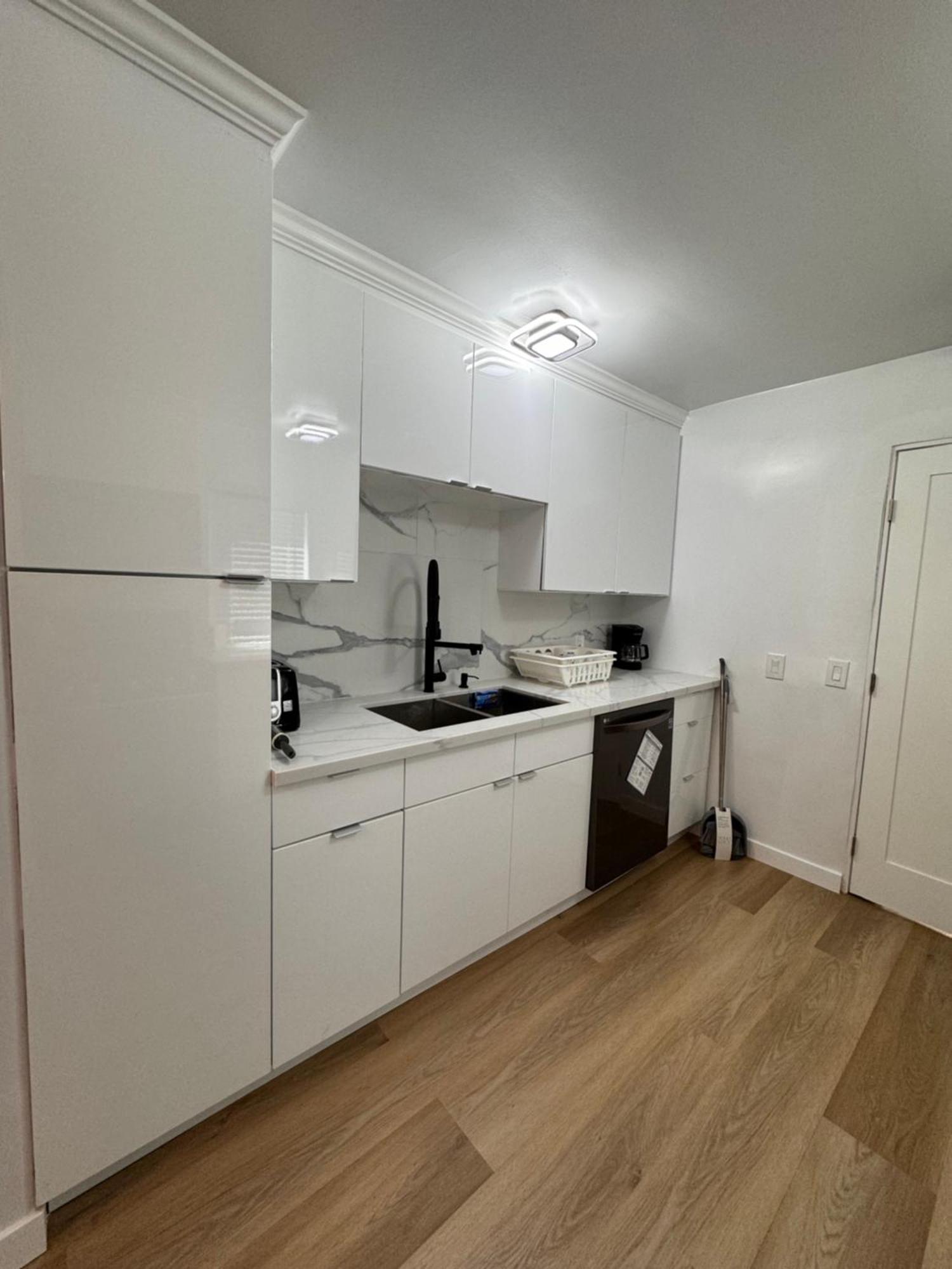 Modern 2Br Stylish & Cozy Unit Bed and Breakfast Λος Άντζελες Εξωτερικό φωτογραφία